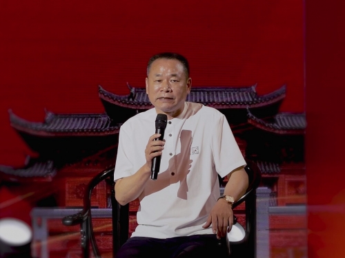 荣鼎轩成为“东阳红木家具”集体商标第一批使用企业之一